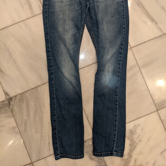 Levi's Skinny Jeans - Picture 2 of 4